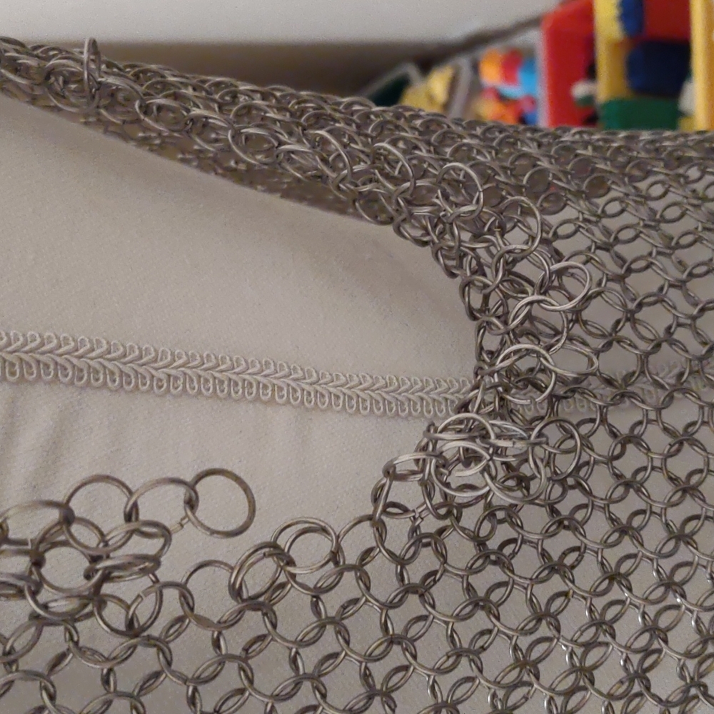 Chainmail Vest - Picture 8 of 9